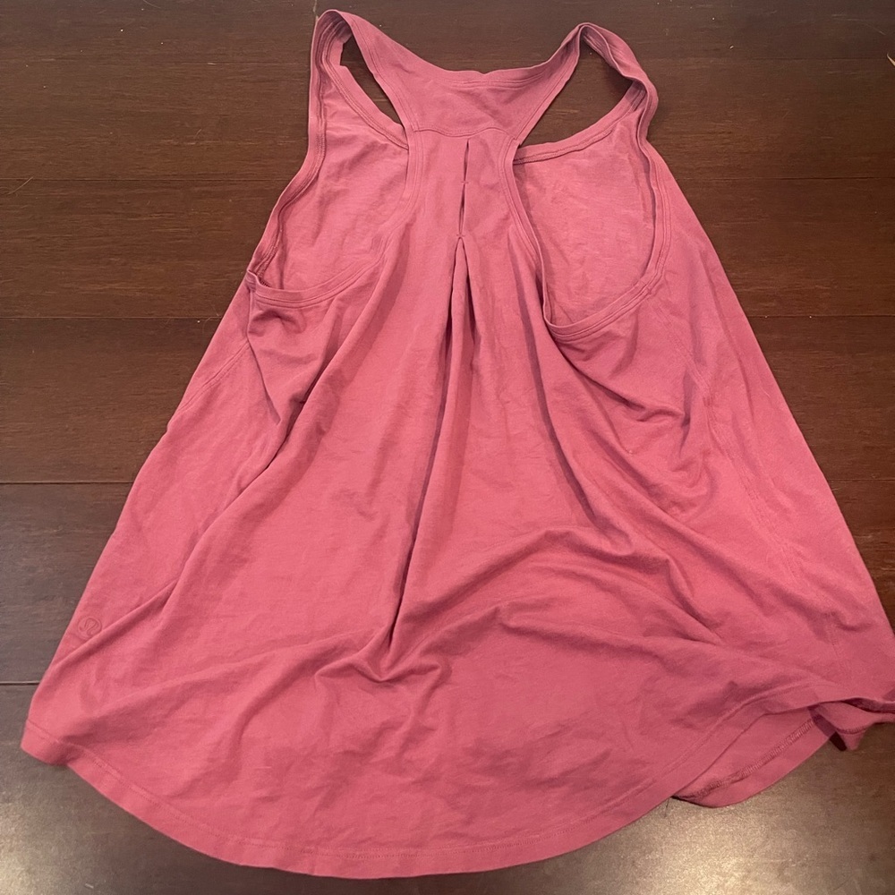 guc lululemon Women's Pink mauve racerback tank